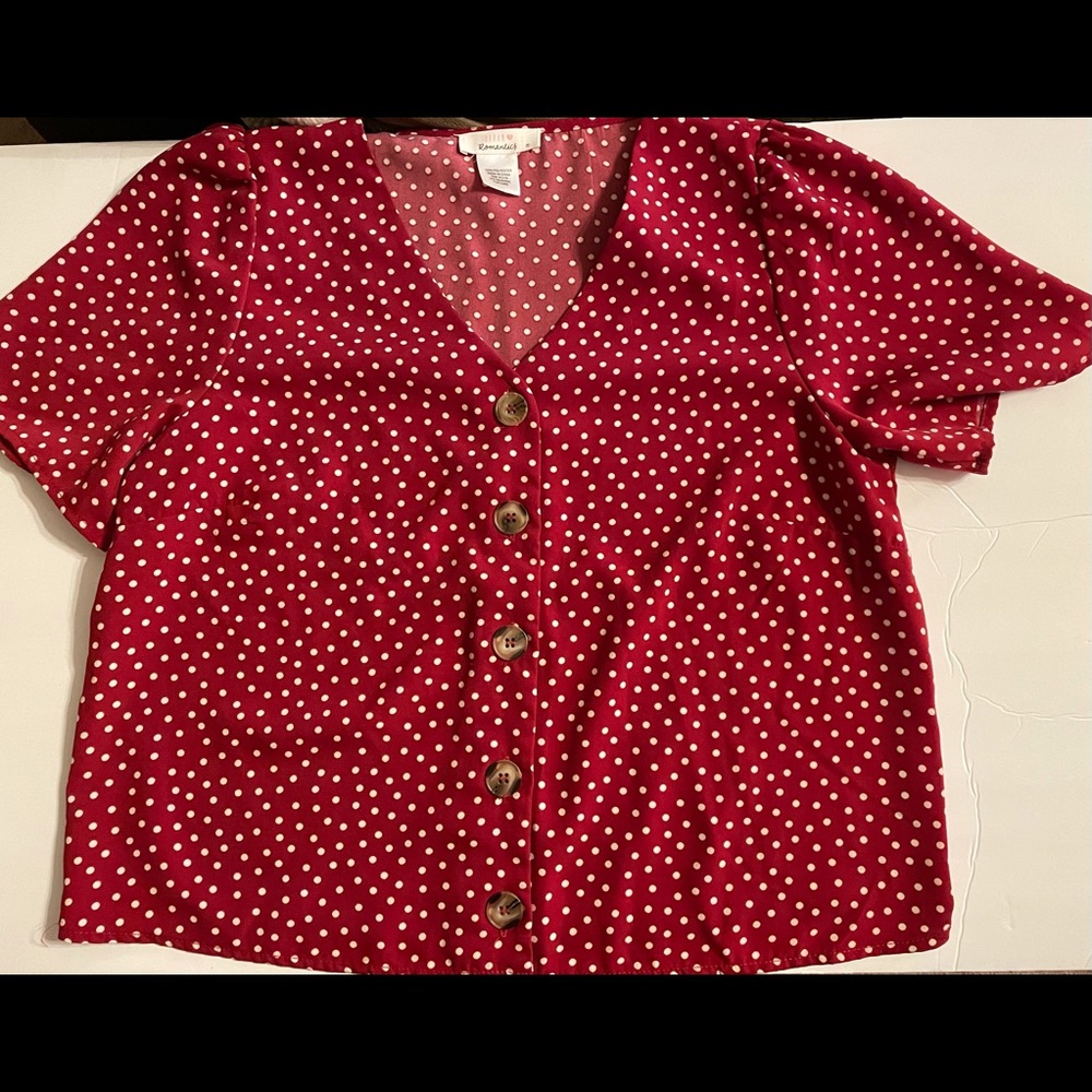 Urban Romantics polka dot size medium top